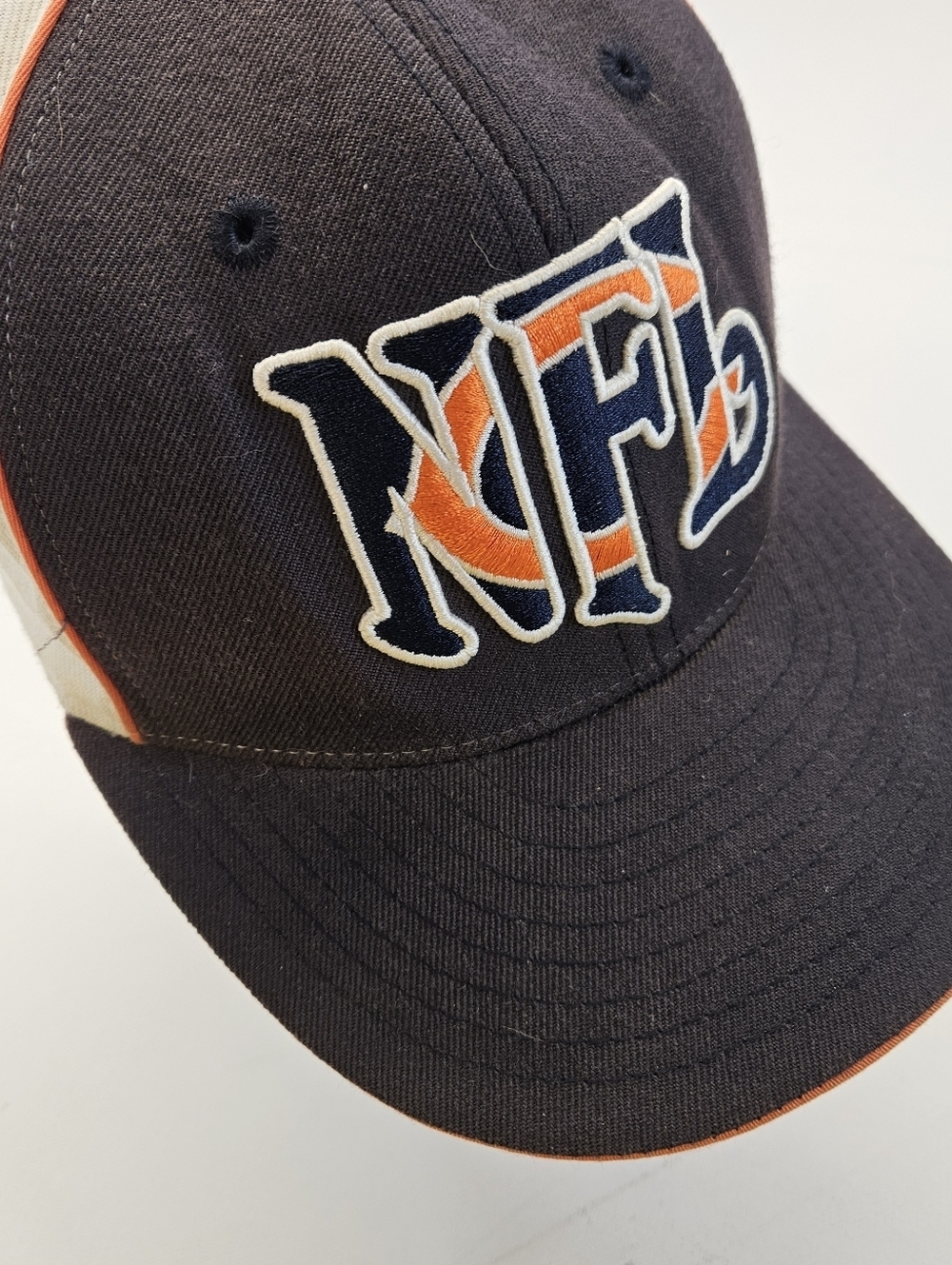 REEBOK CHICAGO BEARS/NFL LOGO BLEND VINTAGE SAMPLE FITTED HAT SIZE 7 1/4